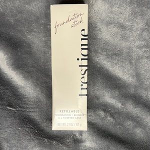 Trestique Foundation Stick in shade paradise island beige
